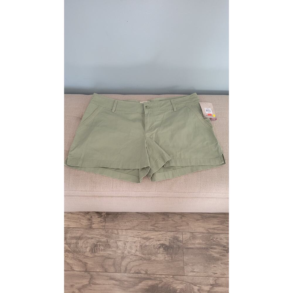 Field & Stream Women's Size 14 Shorts Olive Green NWT